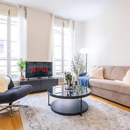 Cozy & Chic In Montorgueil - 4 Guests * Parigi
